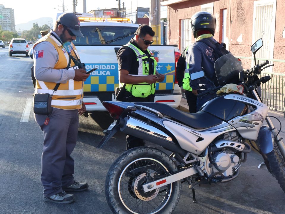 /realizan-nueva-incautacion-de-motocicletas-en-avenida-los-carrera-de-0