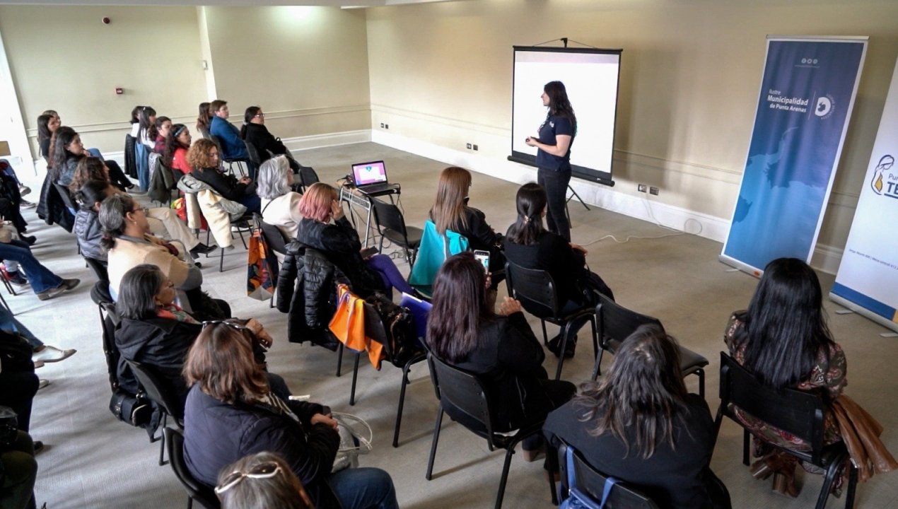 /municipio-invita-a-vecinas-a-participar-de-charla-sobre-el-cancer-de-mama