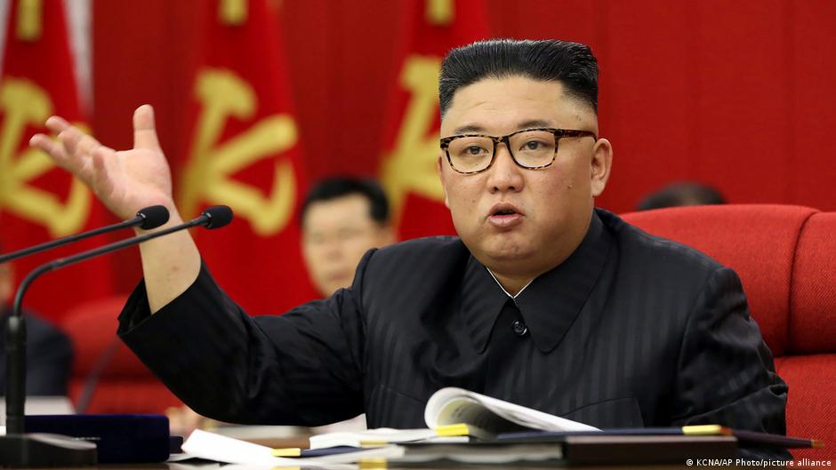 /internacional/peninsula-coreana/corea-del-norte/kim-jong-un-pide-cambiar-la-constitucion-para-declarar-enemigo-principal