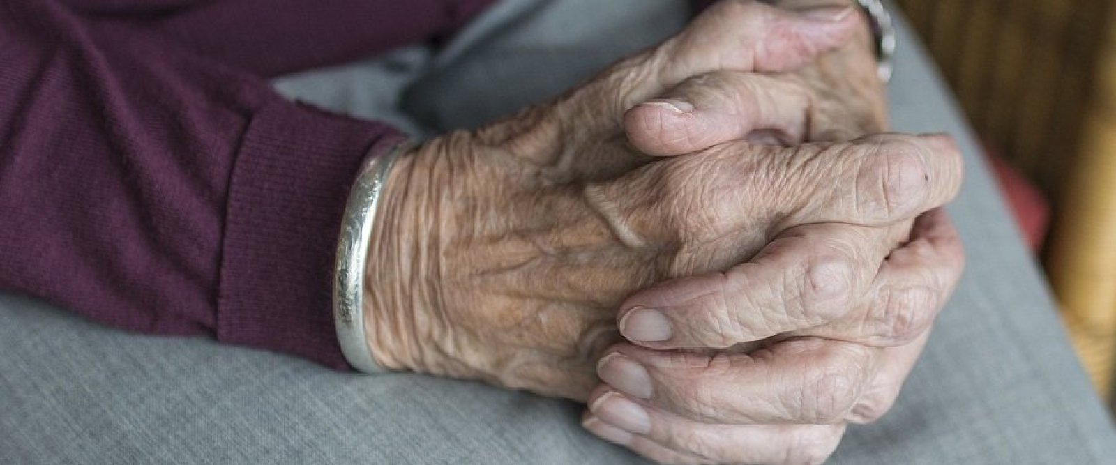 Santo Domingo: Hombre de 92 años fue denunciado por abuso sexual contra su tataranieta