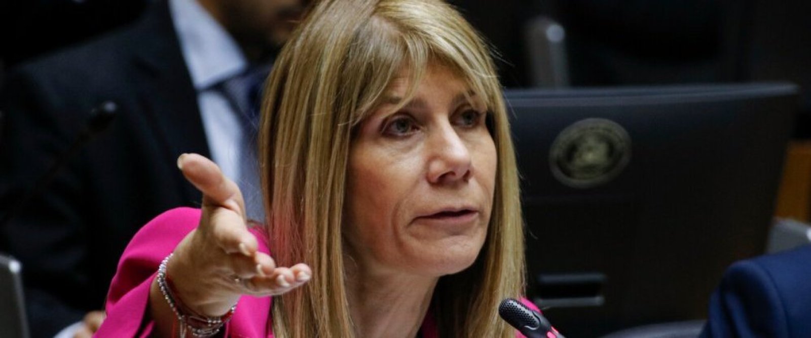 Ximena Rincón anunció posible candidatura presidencial